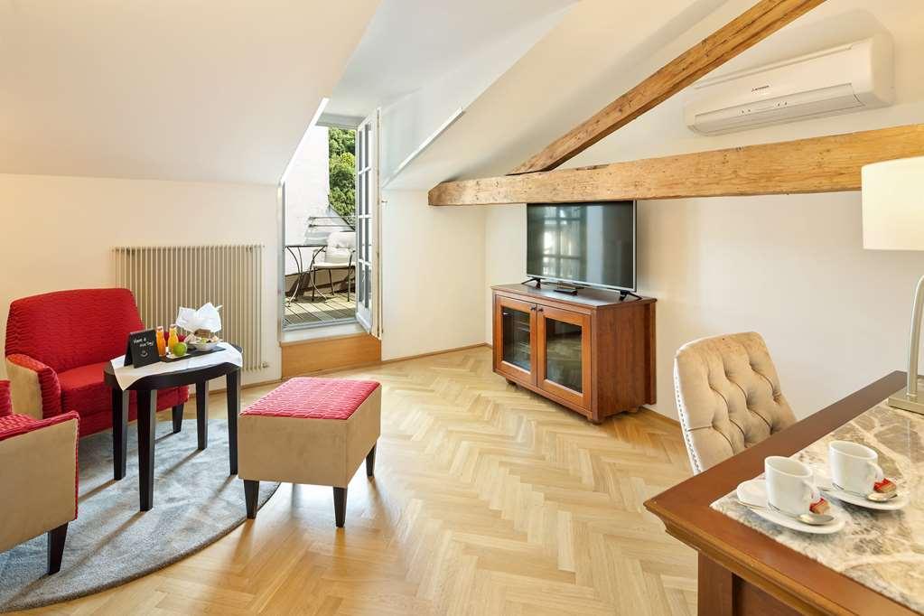 Radisson Blu Hotel Altstadt, Salzburg Salzburgo Quarto foto